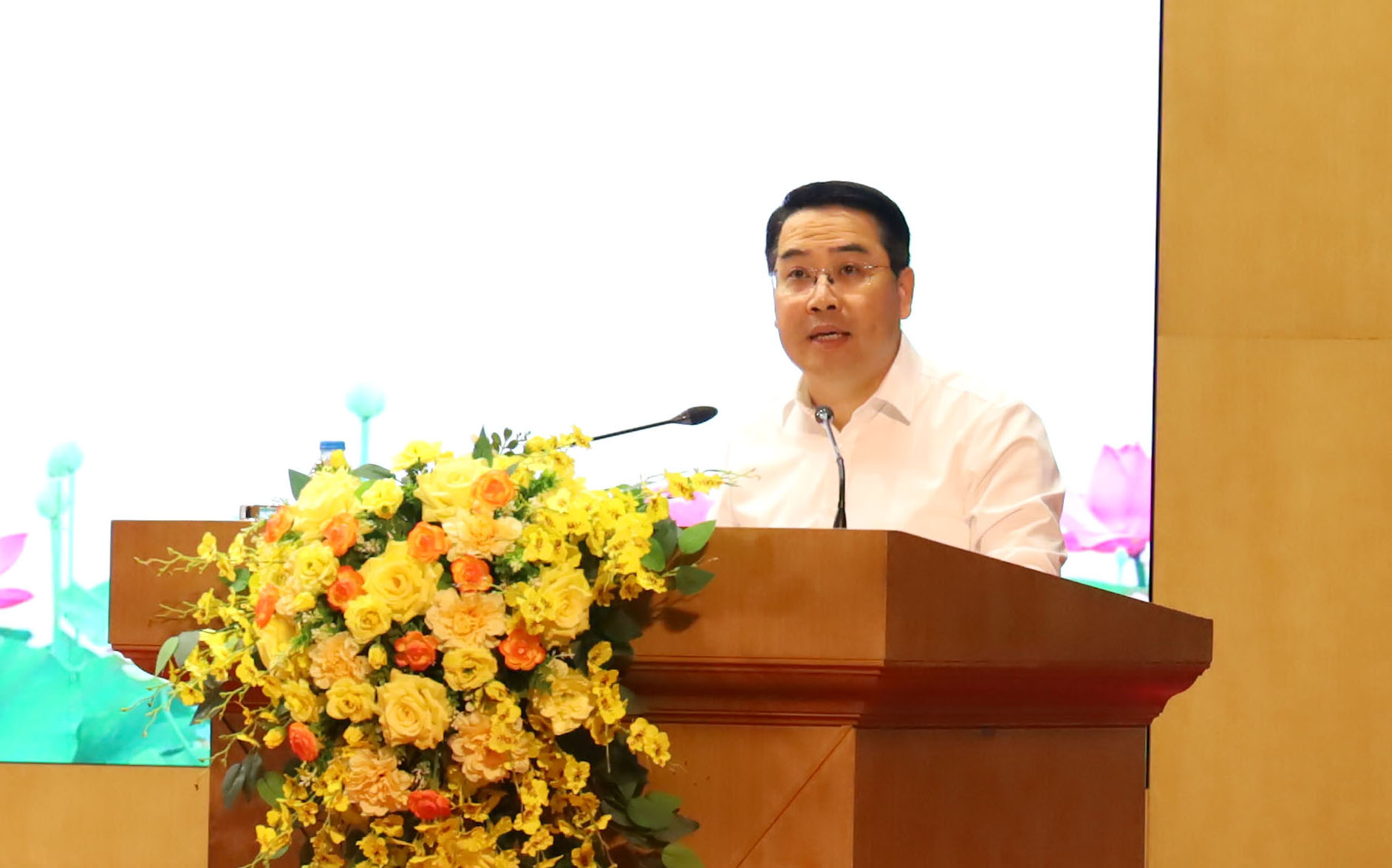 anh tin bai